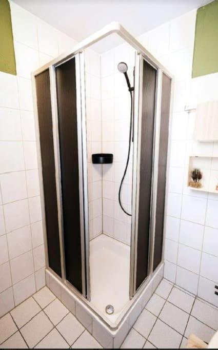 Willkommen Im Lilly In Direkt Am Flughafen Fmo Apartment Ladbergen