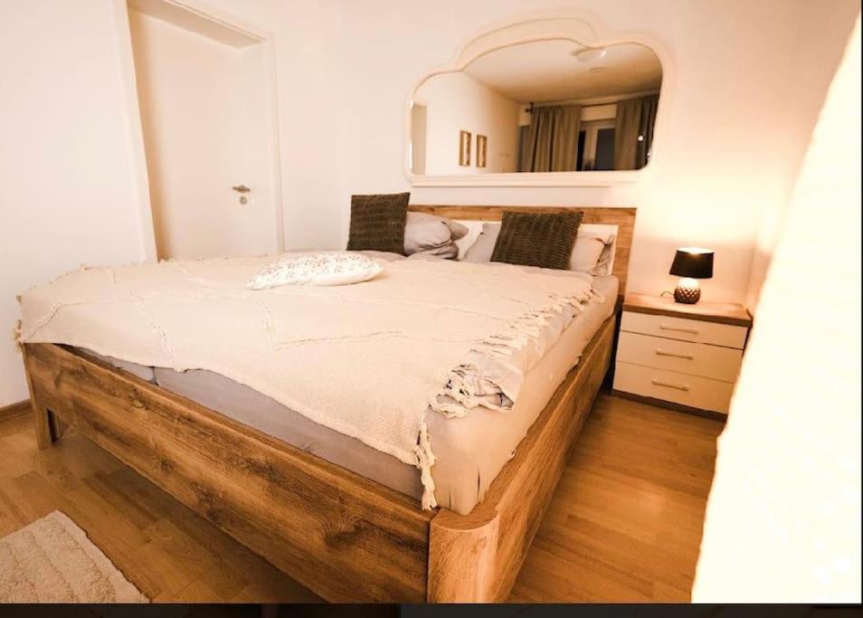 Apartment Willkommen Im Lilly In Direkt Am Flughafen Fmo Ladbergen
